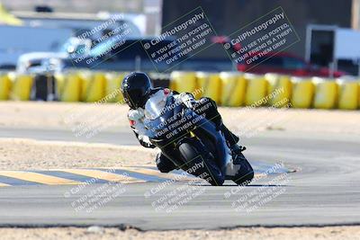 media/Feb-12-2022-SoCal Trackdays (Sat) [[3b21b94a56]]/Turn 2 (1045am)/